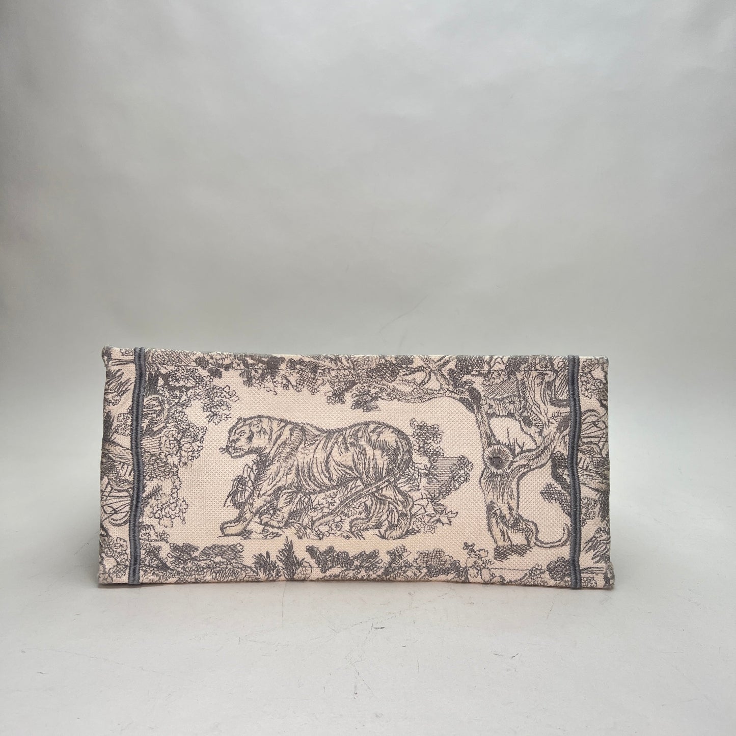 Book Tote Medium White Tote Bag in Canvas