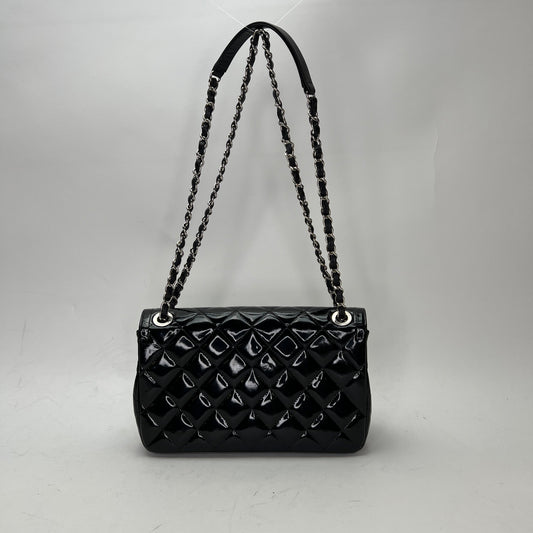 Coco Shine Medium Black Shoulder Bag in Patent Leather, Silver hardware