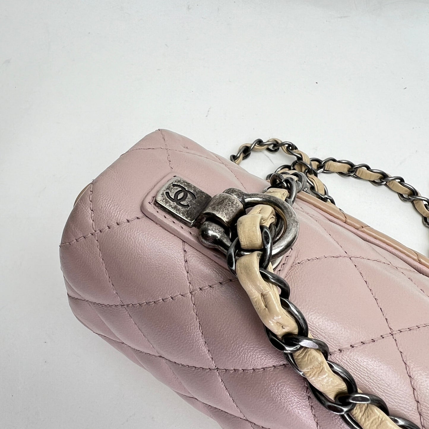 Timeless Classic Flap Beige Shoulder Bag in Lambskin, Ruthenium hardware