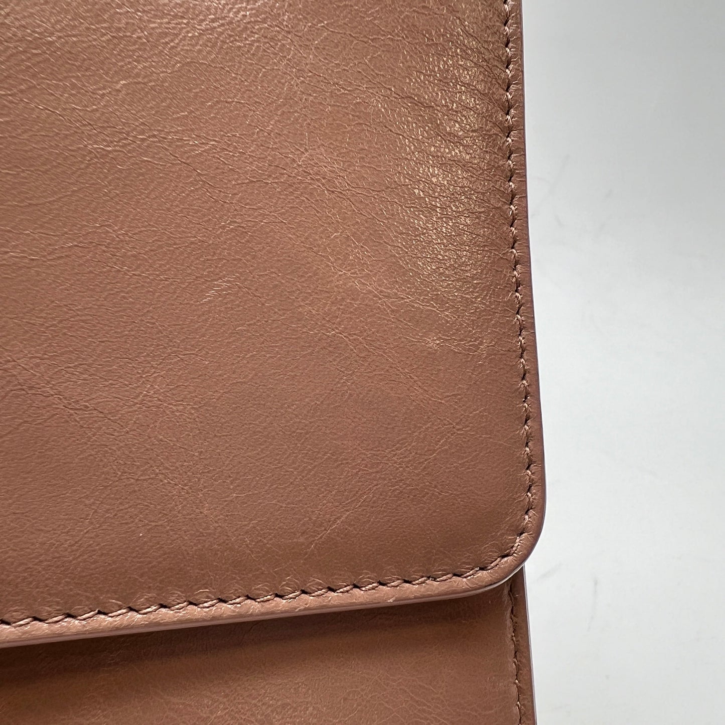 30 Montaigne Medium Pink Shoulder Bag in Calfskin, Gold hardware