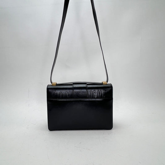 30 Montaigne Medium Black Shoulder Bag in Calfskin, Gold hardware
