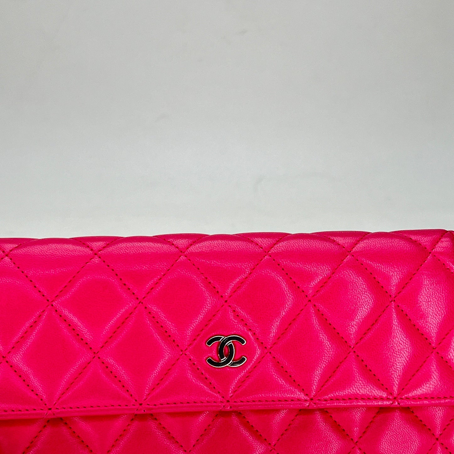 Classic Long Pink Wallet in Lambskin, Silver hardware