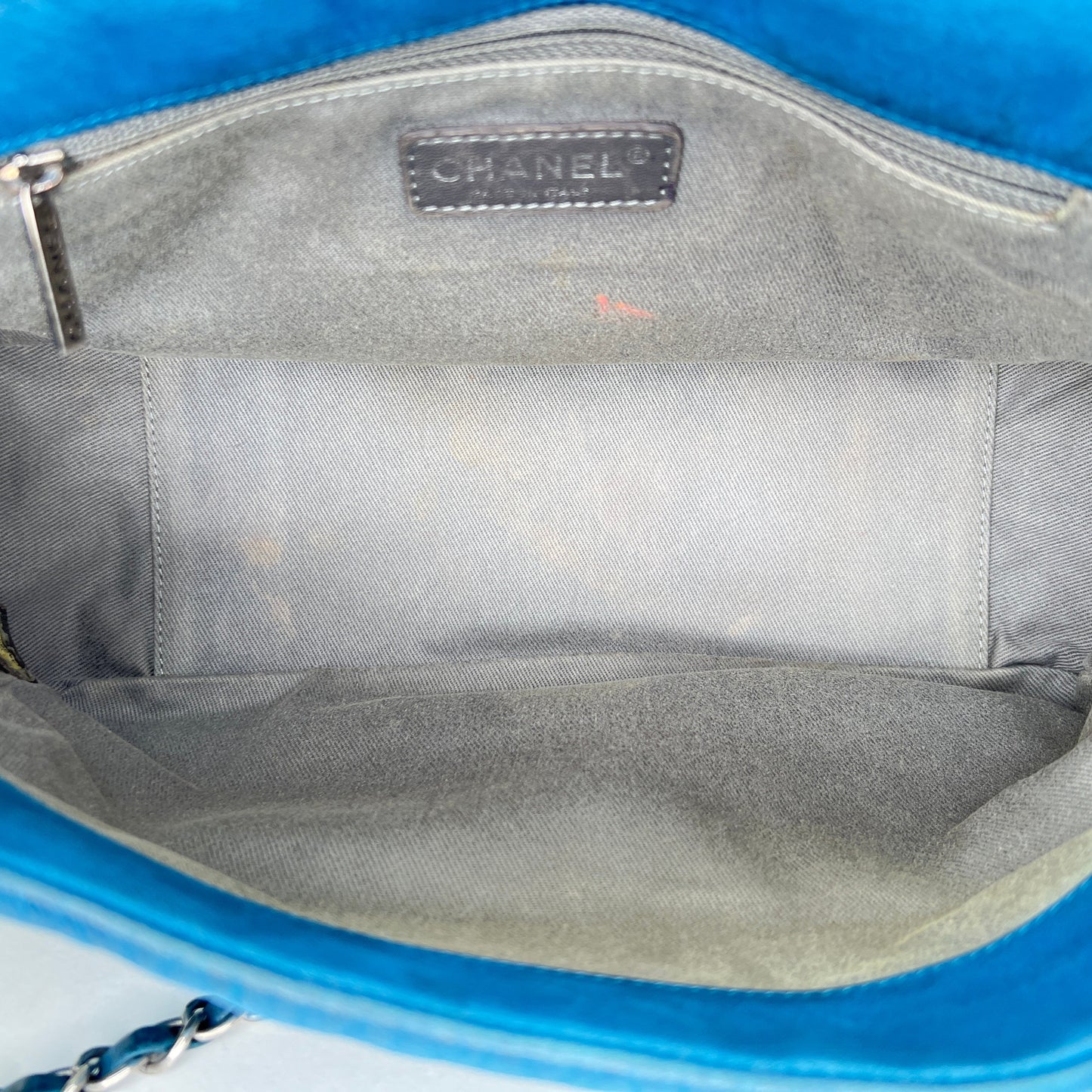 Glint Accordion Flap Blue Shoulder Bag in Lambskin, Silver hardware