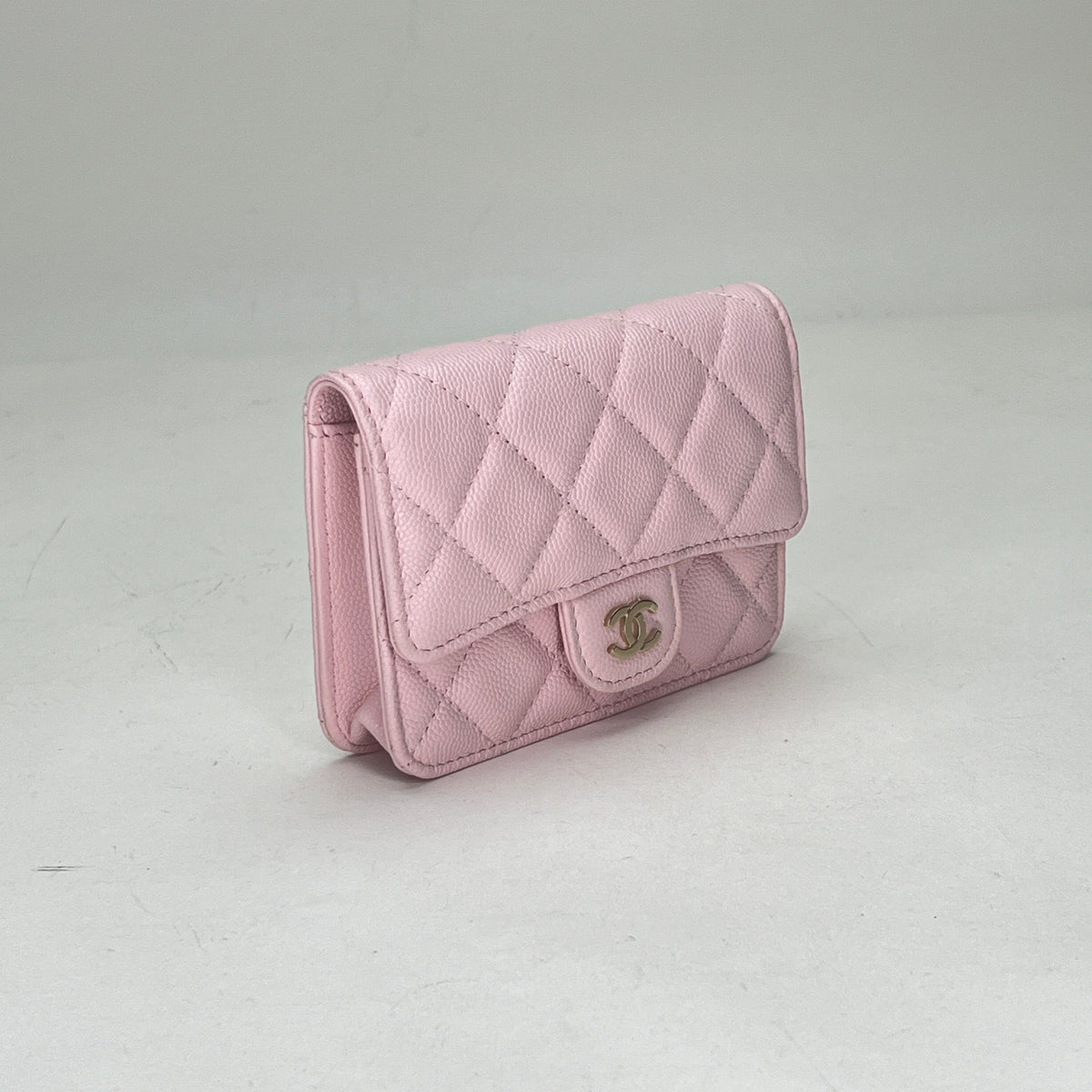 Classic Flap Chain Mini Pink Card Holder in Caviar Leather, Gold hardware