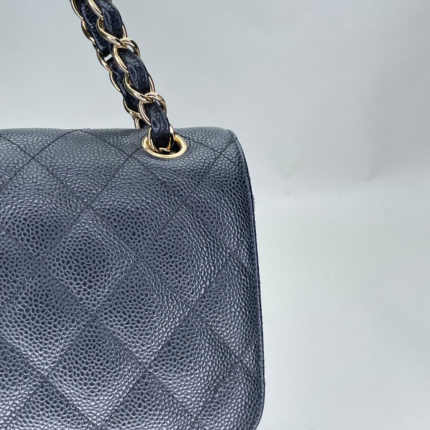 Classic Double Flap Jumbo Black Shoulder Bag in Caviar Leather, Gold hardware