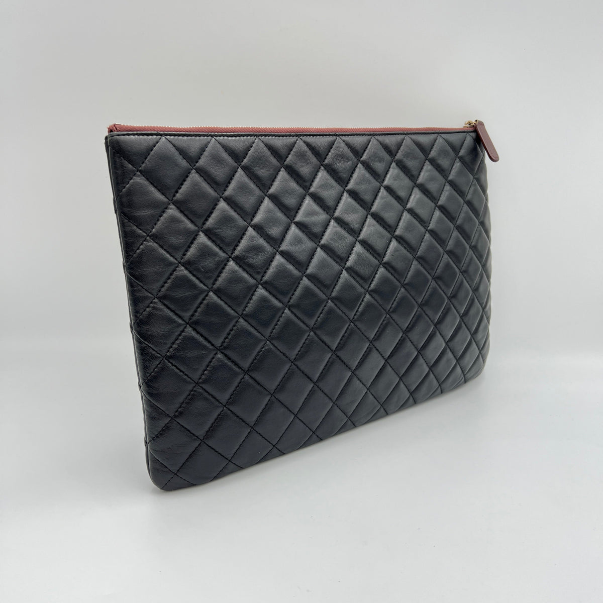 O Case Large Black Pouch in Lambskin, Light Gold hardware