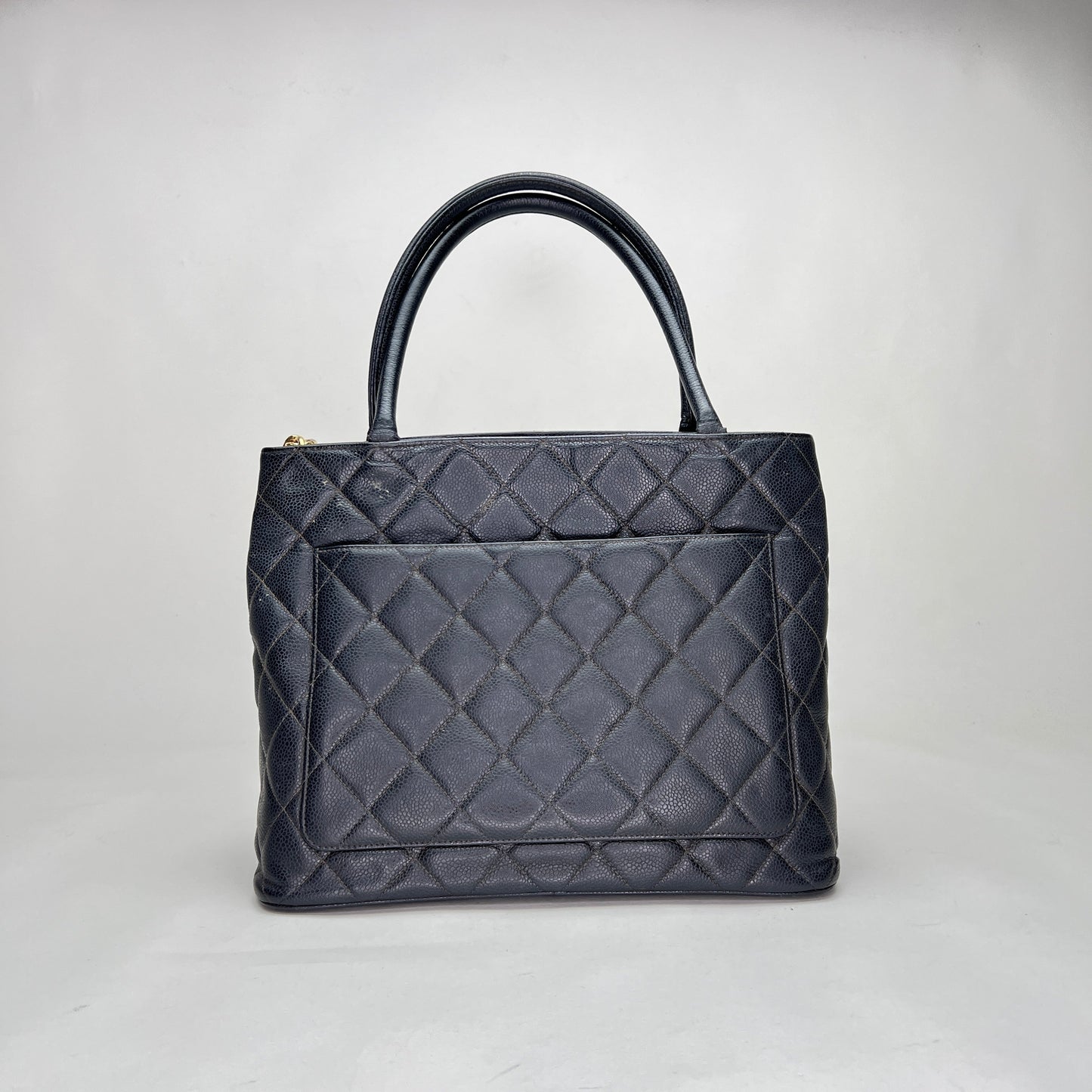 Medallion Black Tote Bag in Caviar Leather, Gold hardware