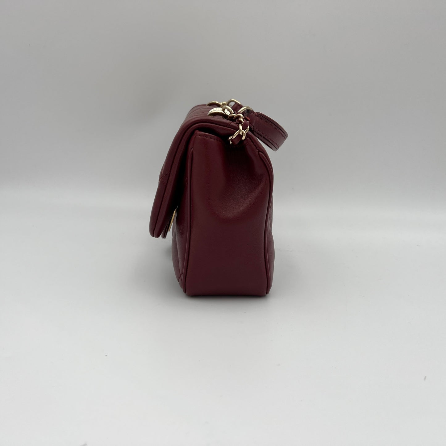 Easy Carry Flap Maroon Shoulder Bag in Lambskin, Gold hardware