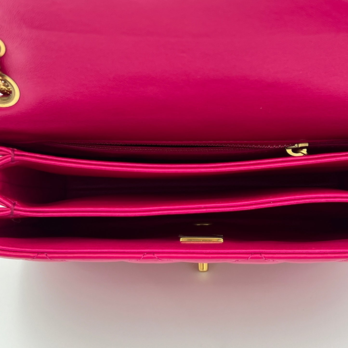 On and On Quilted Flap Pink Shoulder Bag in Lambskin, Gold hardware