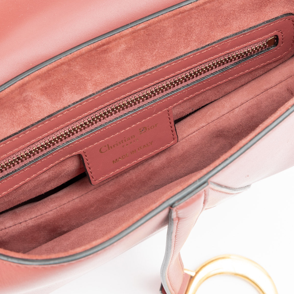 Saddle Medium Pink Shoulder Bag in Calfskin, Gold hardware