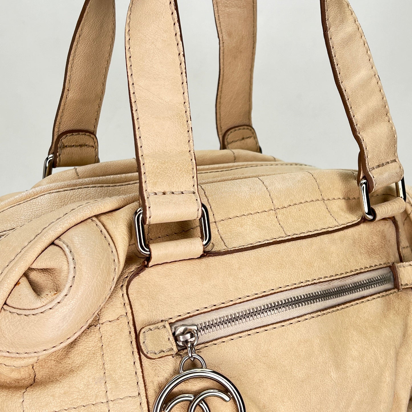 Vintage Chocolate Bar Boston Cream Shoulder Bag in Calfskin, Silver hardware