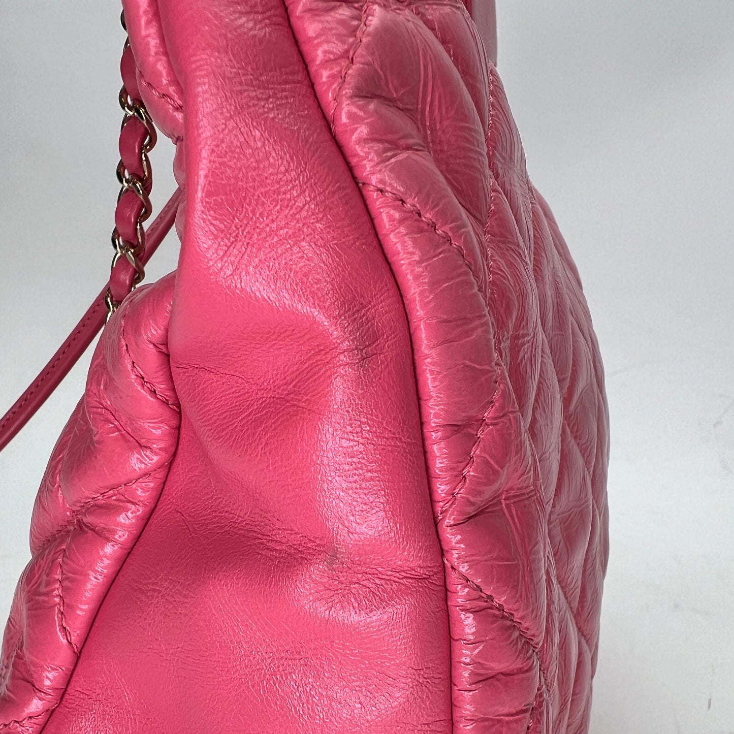 31 Shopping Medium Pink Tote Bag in Calfskin, Gold hardware