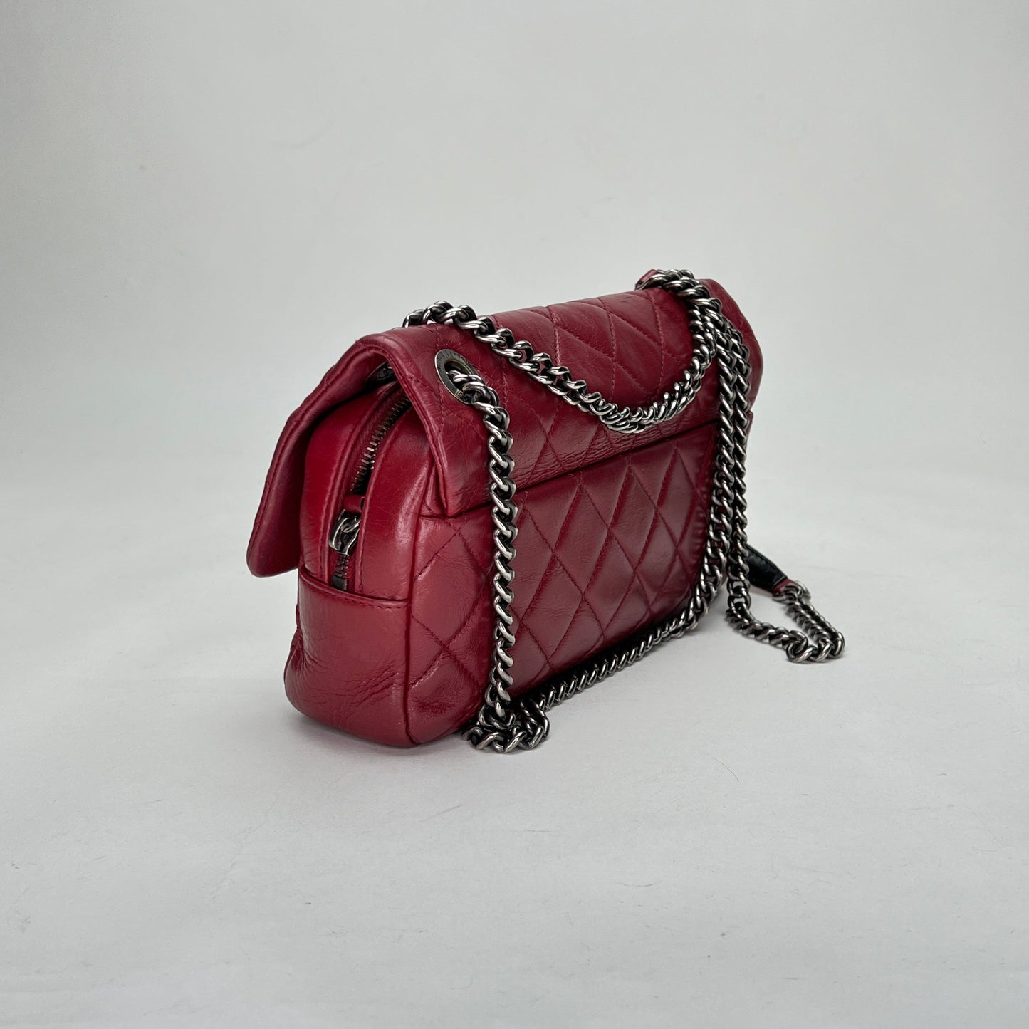 Easy Flap Medium Maroon Shoulder Bag in Calfskin, Ruthenium hardware