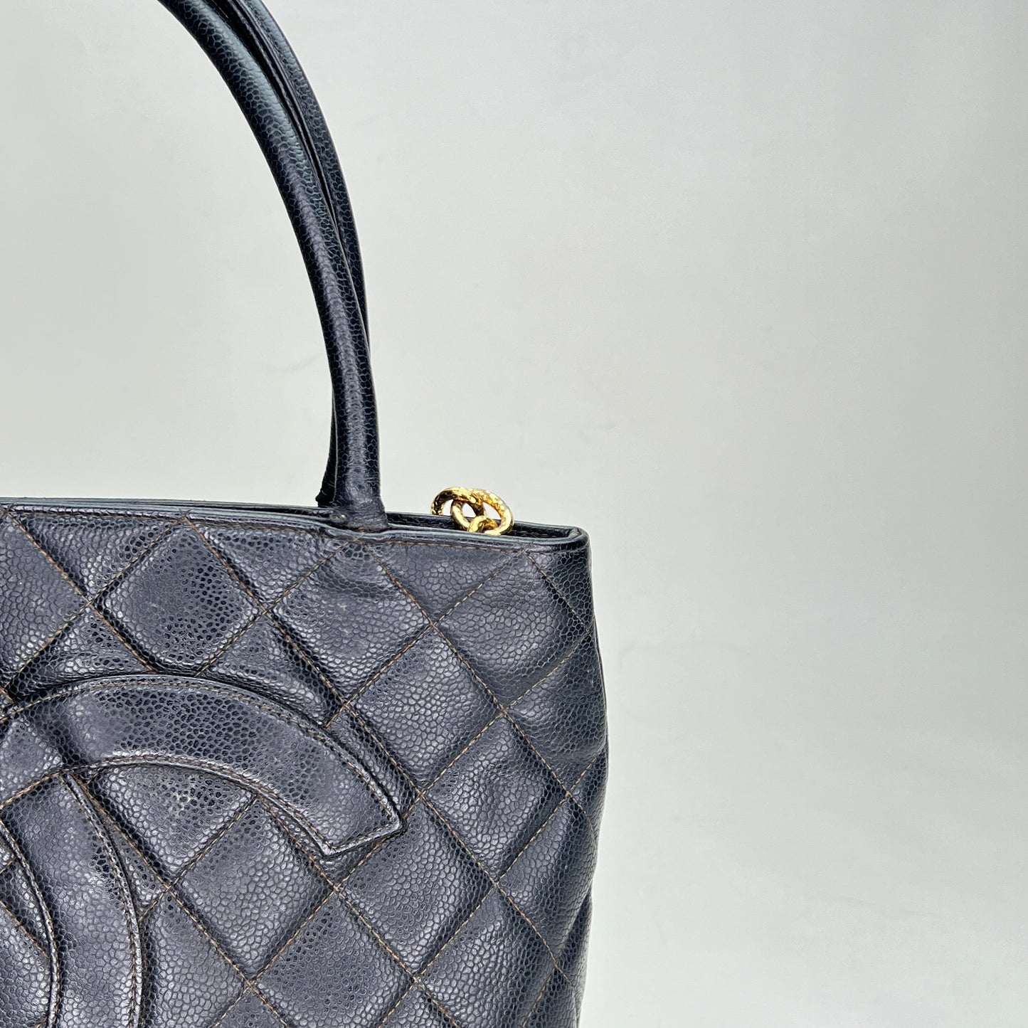 Medallion Black Tote Bag in Caviar Leather, Gold hardware