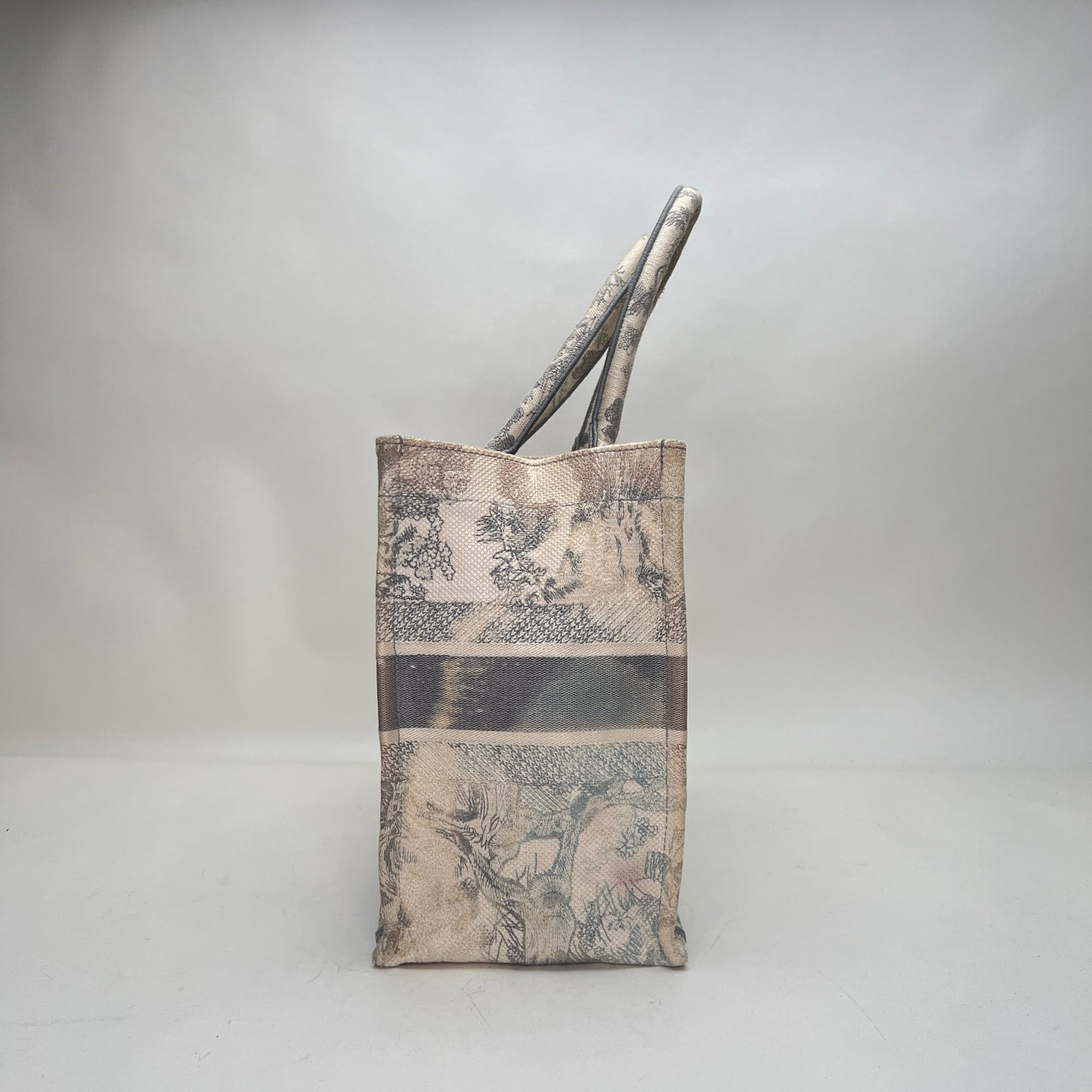 Book Tote Medium Grey Tote Bag in Canvas