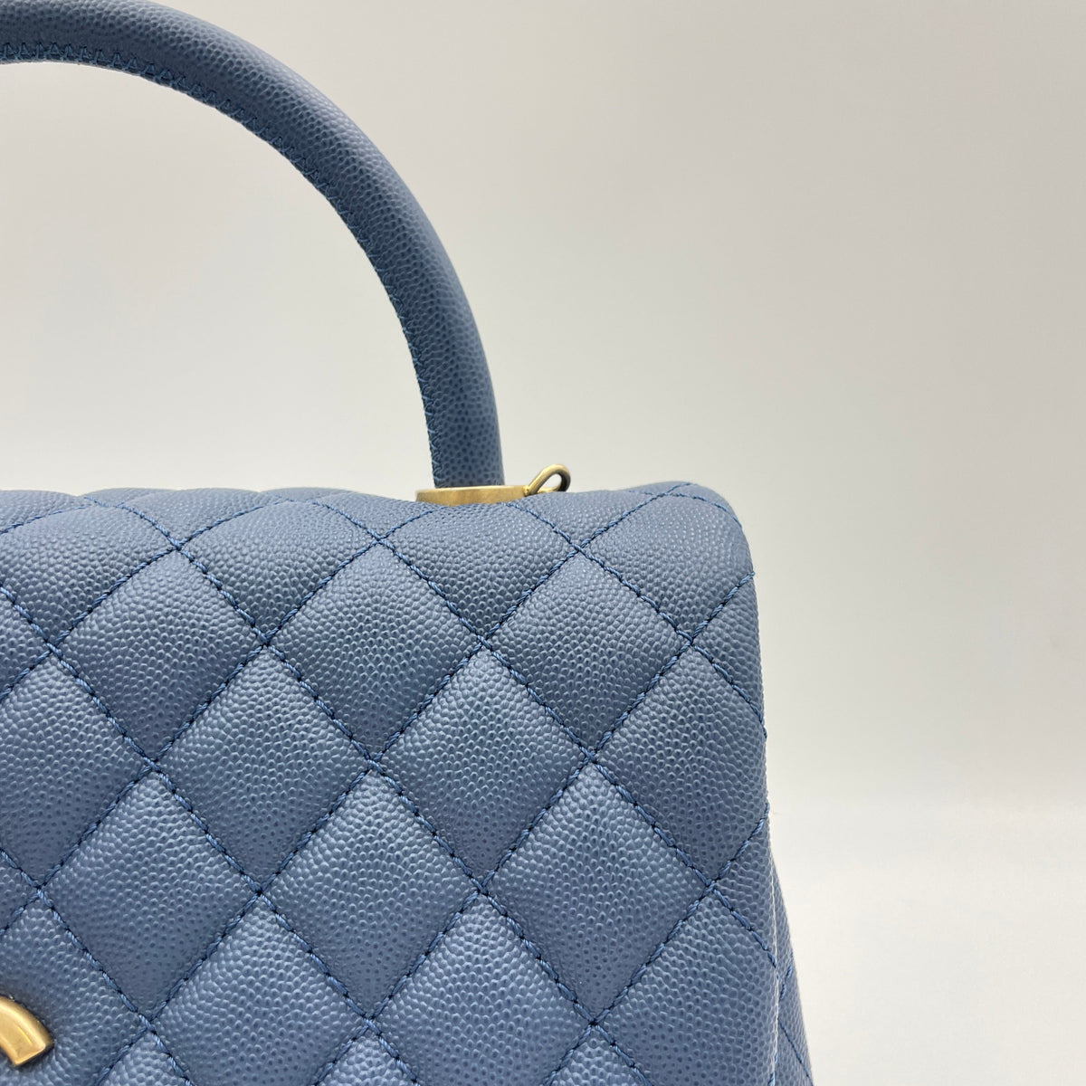 Coco Flap Blue Top Handle Bag in Caviar Leather, Gold hardware