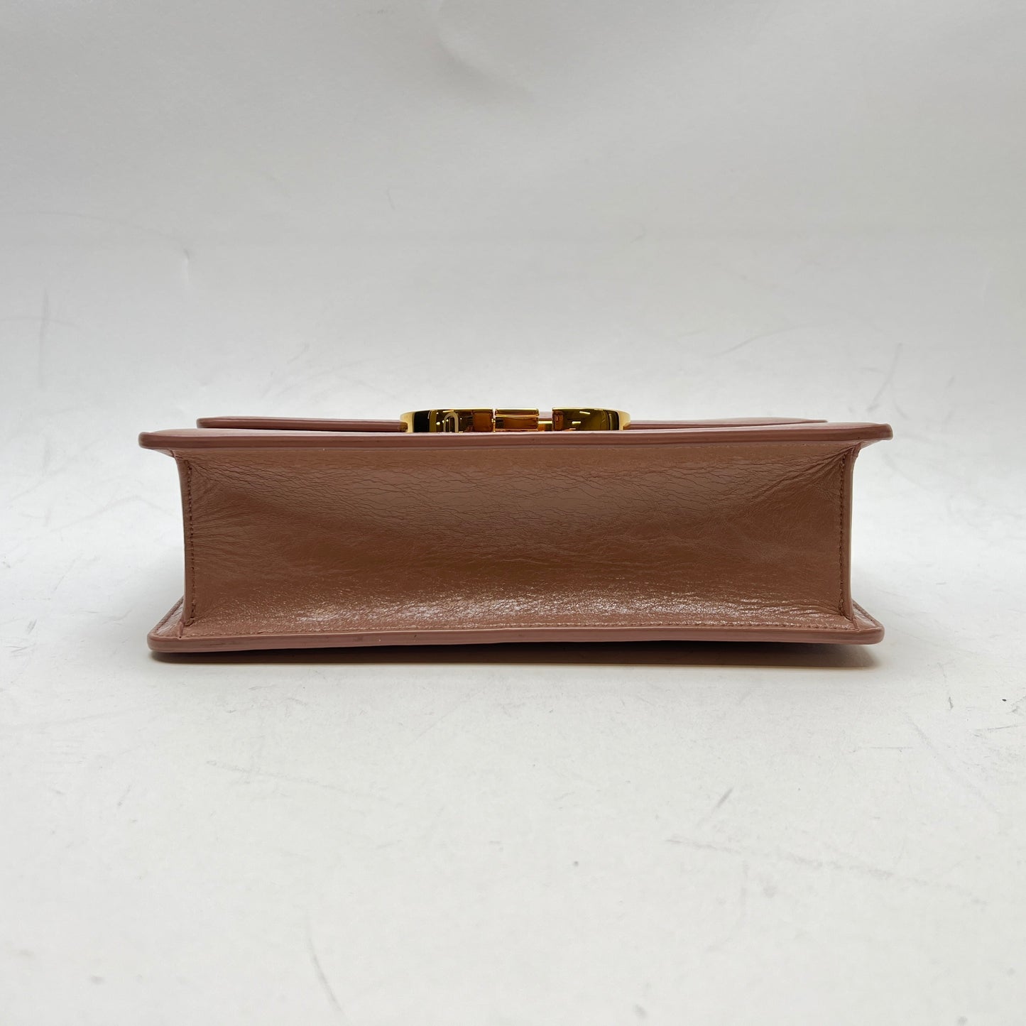 30 Montaigne Medium Pink Shoulder Bag in Calfskin, Gold hardware