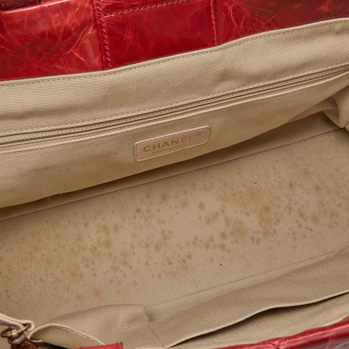 Quilted Red Top Handle Bag in Patent Leather, Gold hardware