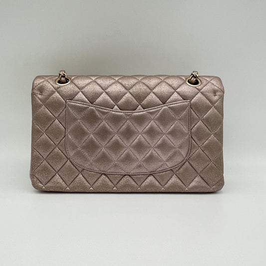Classic Double Flap Medium Coral Shoulder Bag in Lambskin, Gold hardware