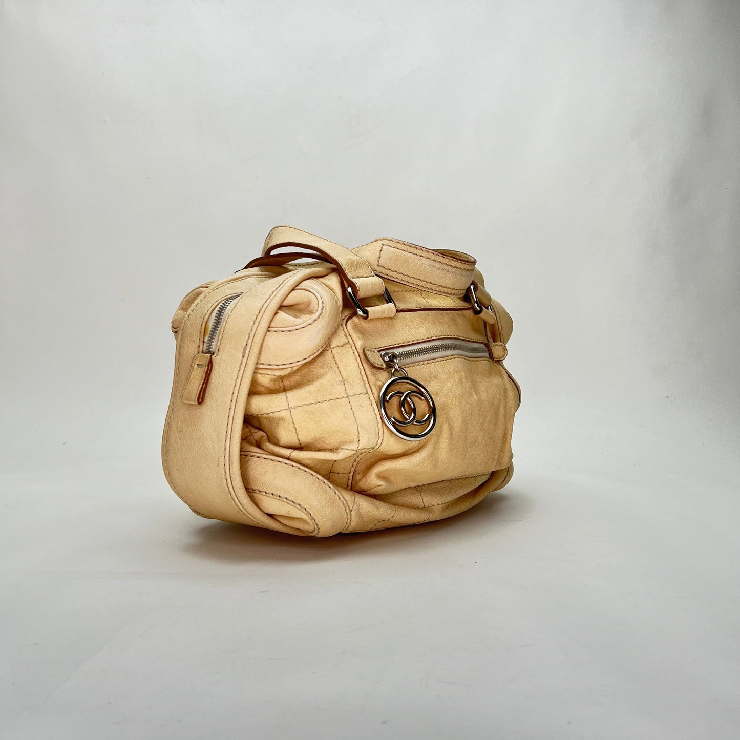 Vintage Chocolate Bar Boston Cream Shoulder Bag in Calfskin, Silver hardware