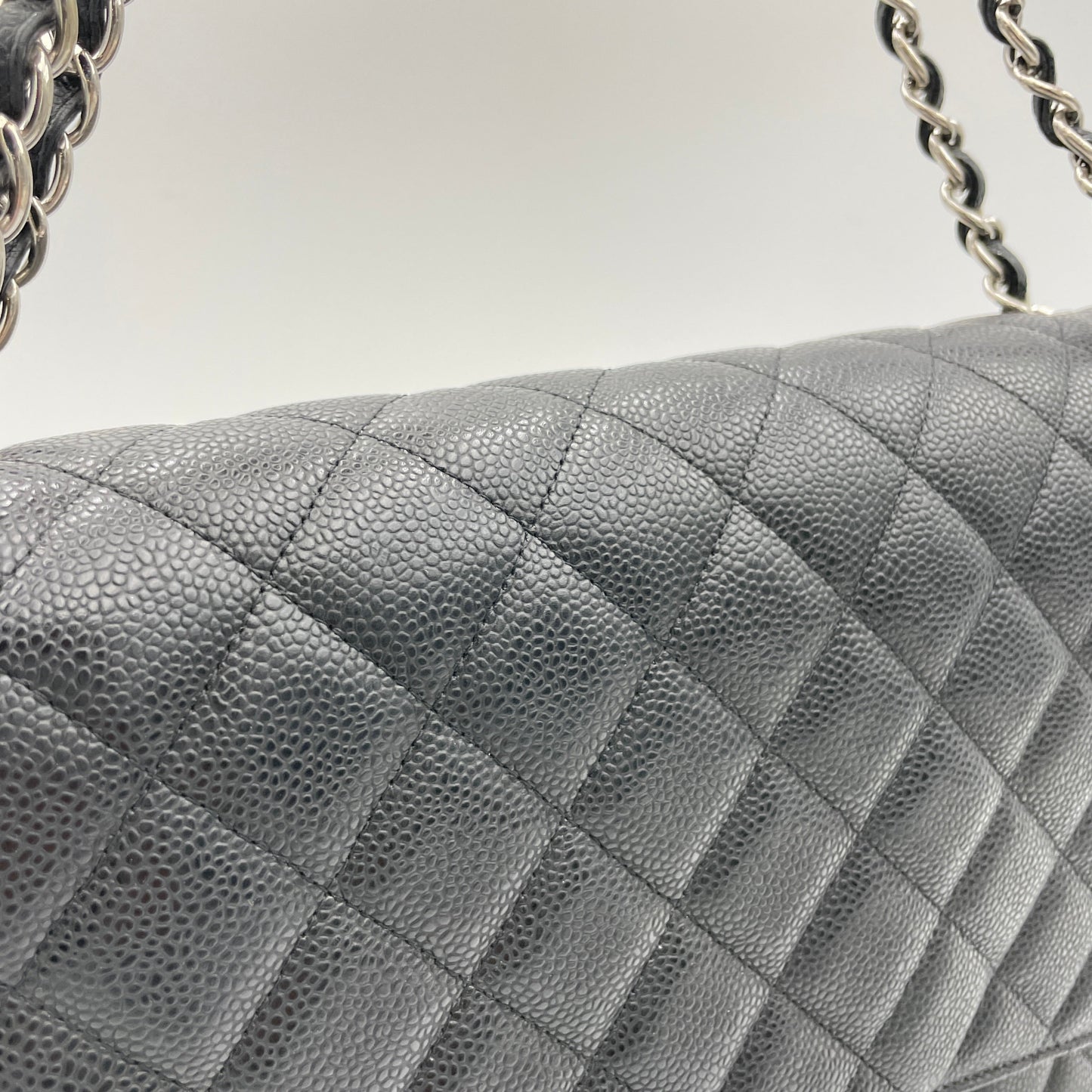 Classic Flap Maxi Black Shoulder Bag in Caviar Leather, Silver hardware