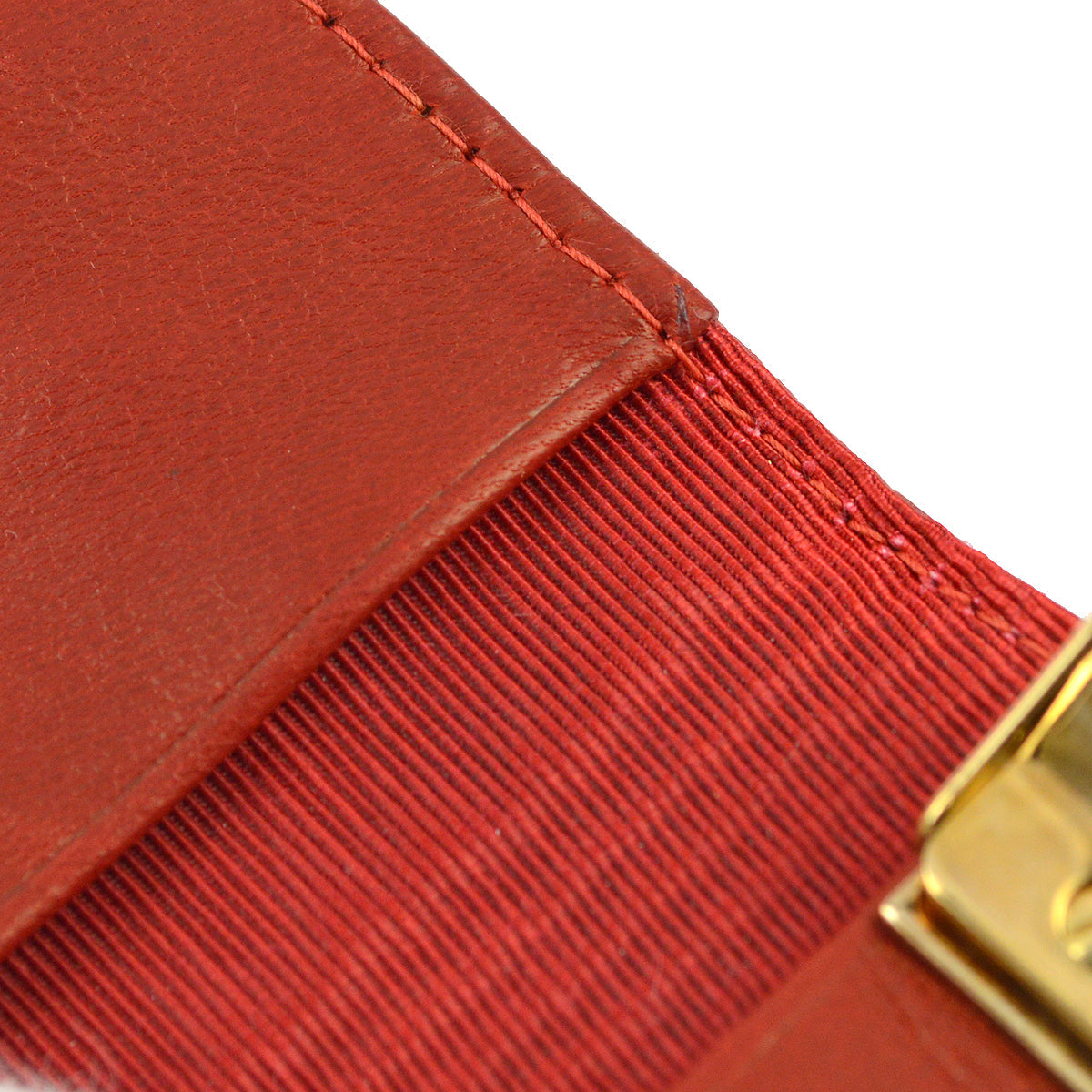 Chanel Red Caviar Key Case Small Good