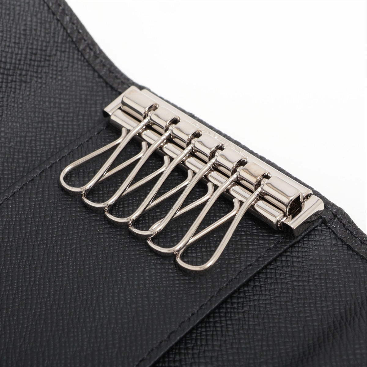 Louis Vuitton Taiga Multicle 6 M30500 Noir Keycase