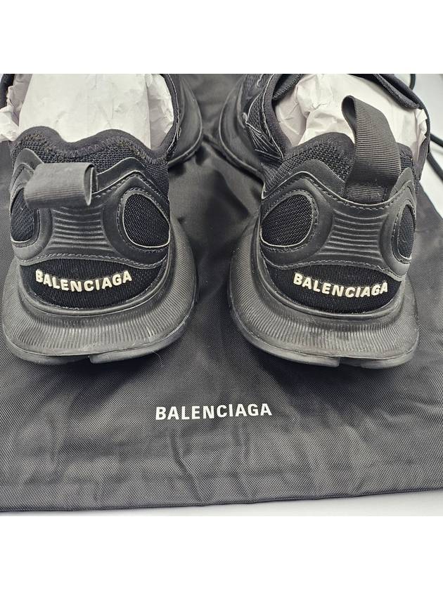 Luxury Balenciaga  Circuit Low Top Sneakers Black