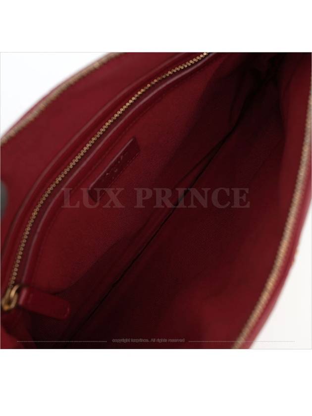 New Medium 19 Clutch 0816sv Chanel