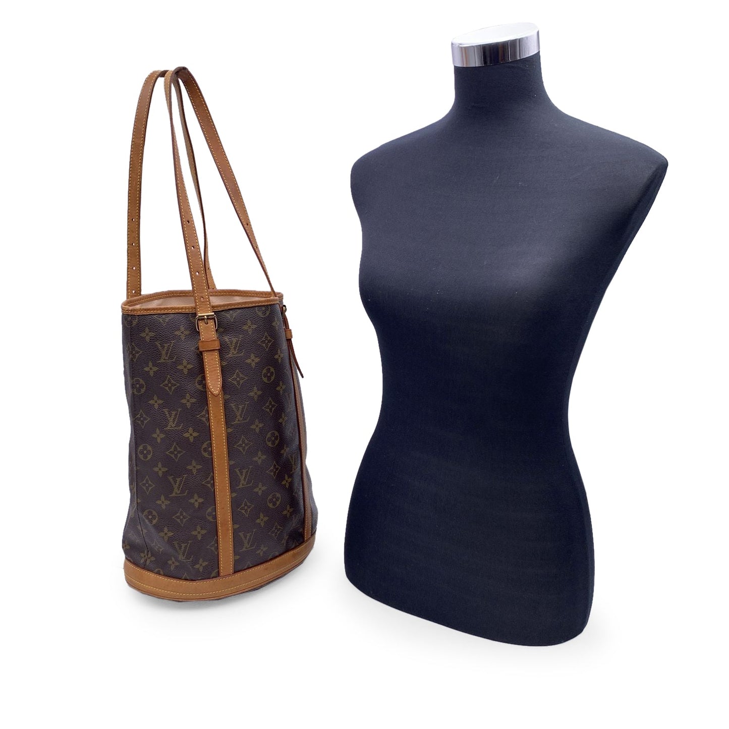 LOUIS VUITTON Brown Monogram Canvas Bucket Gm Shopping Bag Tote