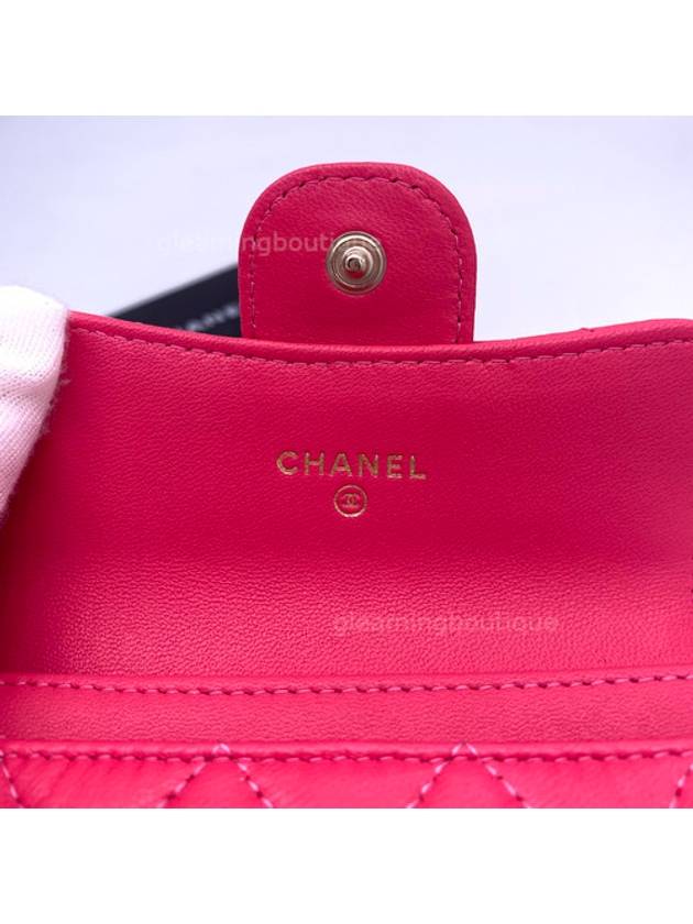 Gold Hardware CC Logo Classic Lambskin Flap Card Wallet Red Champagne Chanel