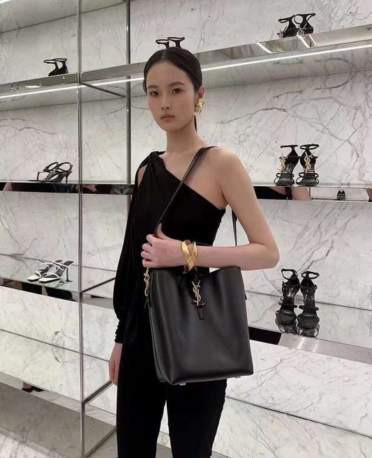 Yves Saint Laurent - Bags - The Wells Bags  602