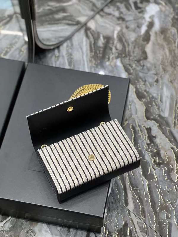 Yves Saint Laurent - Bags - The Wells Bags  580