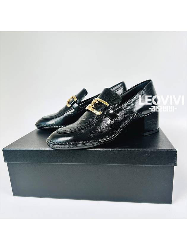 Patent calfskin gold plated CC logo loafers black Chanel