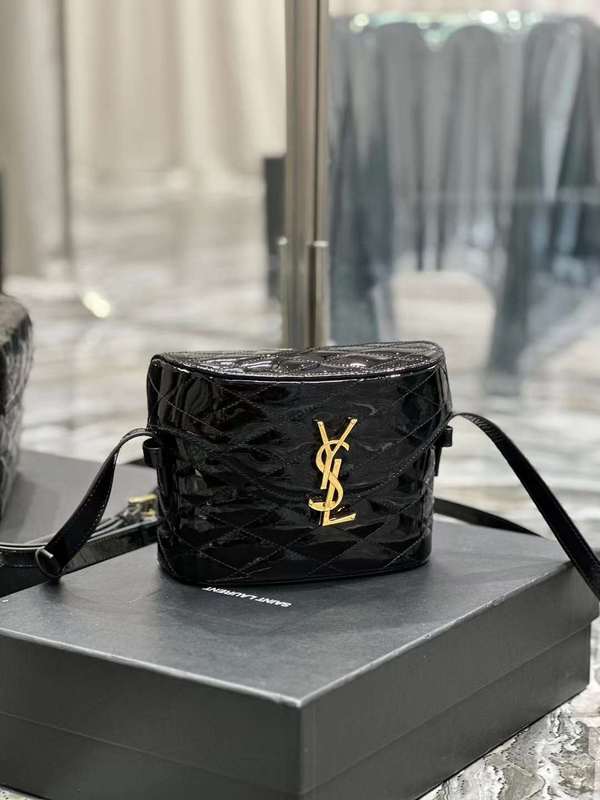 Yves Saint Laurent - Bags - The Wells Bags  542