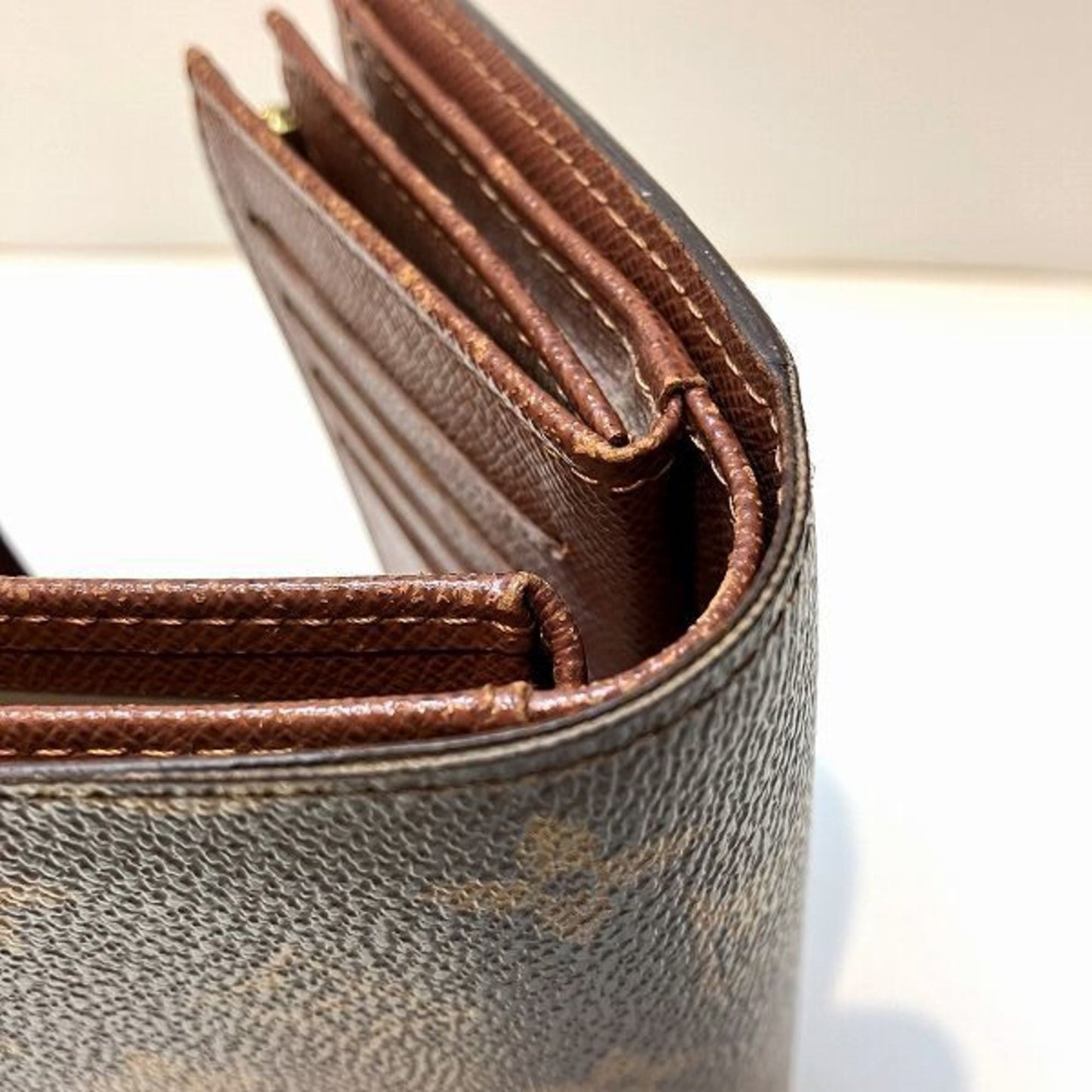 Louis Vuitton Monogram  Galle Monogram Monogram Wallet (Tri-Fold)