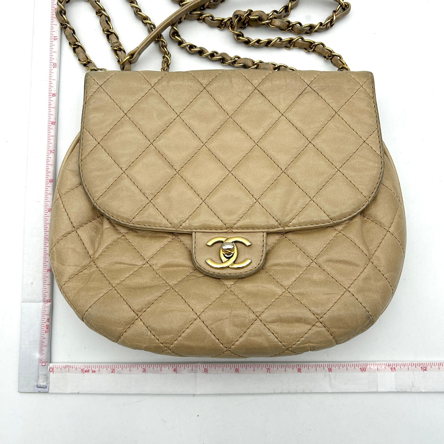 CHANEL Glazed Calfskin Quilted Bubble CC Flap Crossbody Bag  LA19636