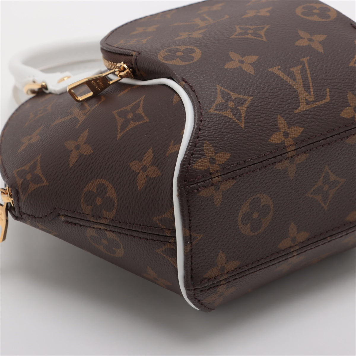 Louis Vuitton Monogram Ellipse BB M20752   at