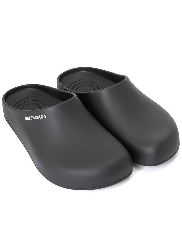 Luxury Balenciaga  Logo Pool Closed Mule Black
