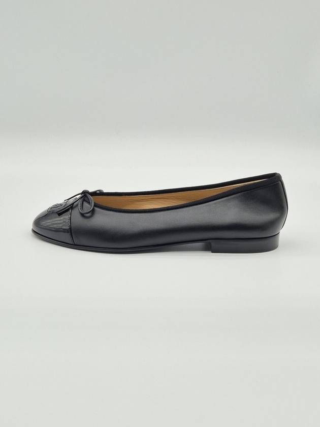 Lambskin Ballerina Flats Black Chanel