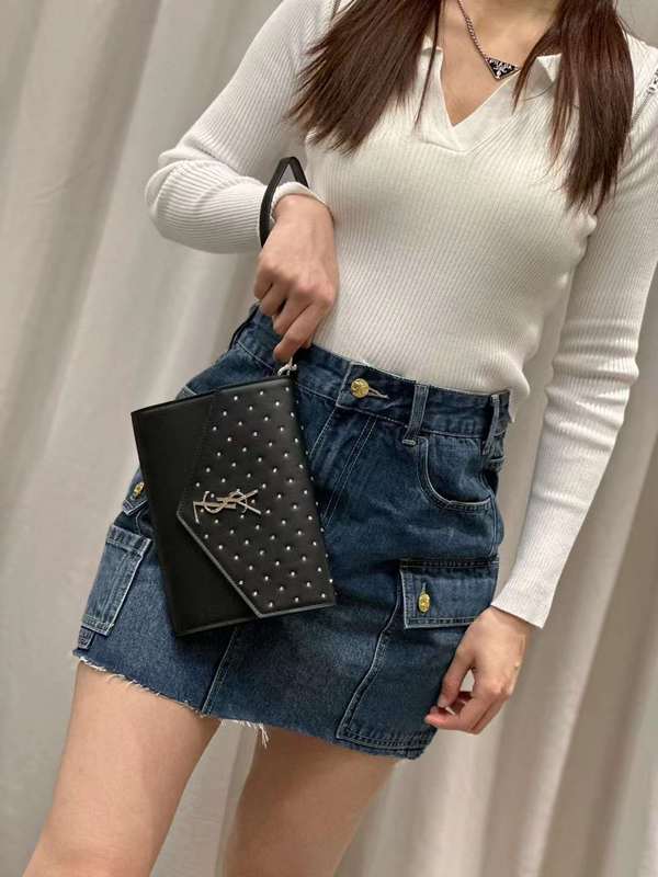 Yves Saint Laurent - Bags - The Wells Bags  600