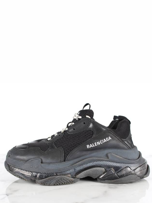 Luxury Balenciaga  Triple S Dirty Black 41 Domestic 260