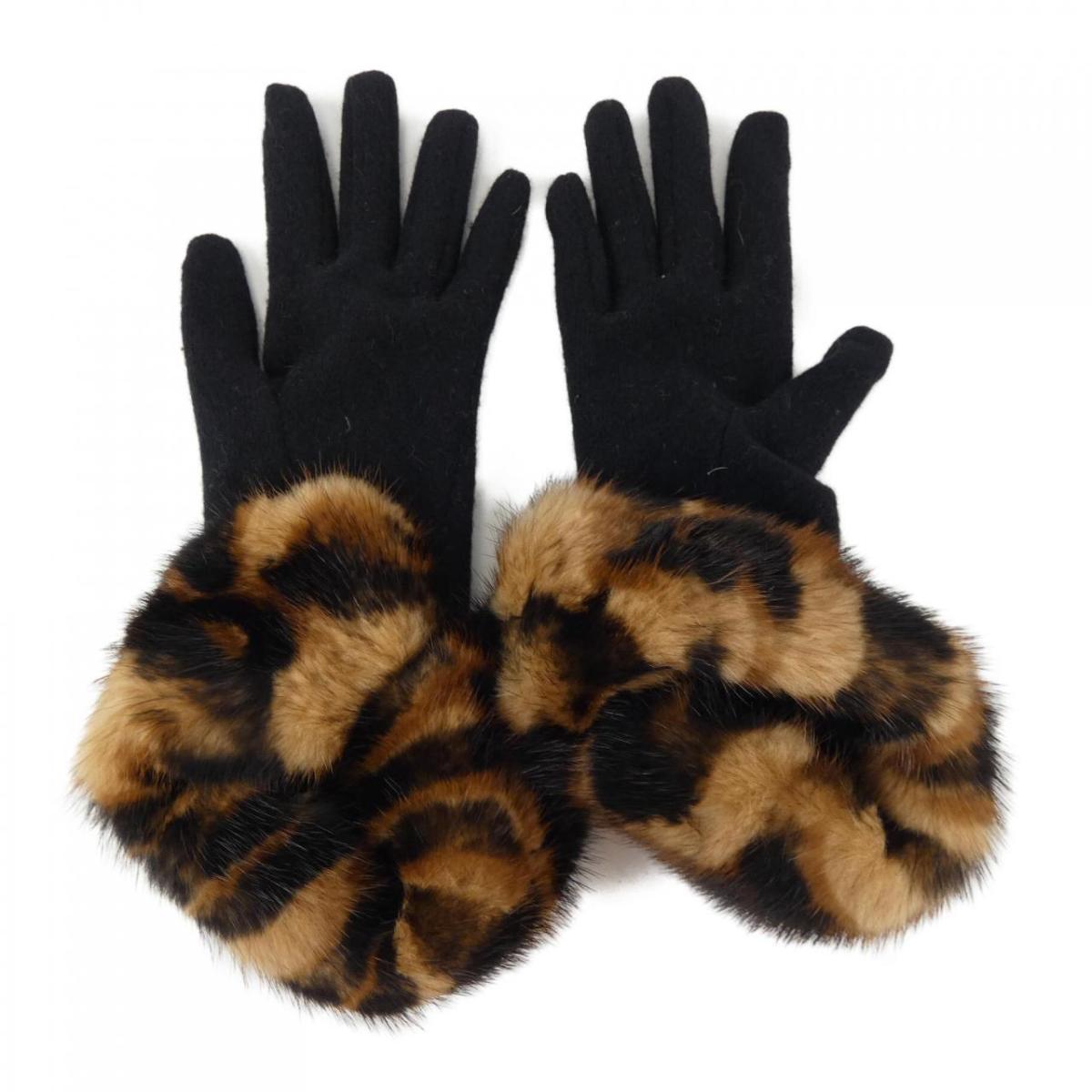 Louis Vuitton Glove at
