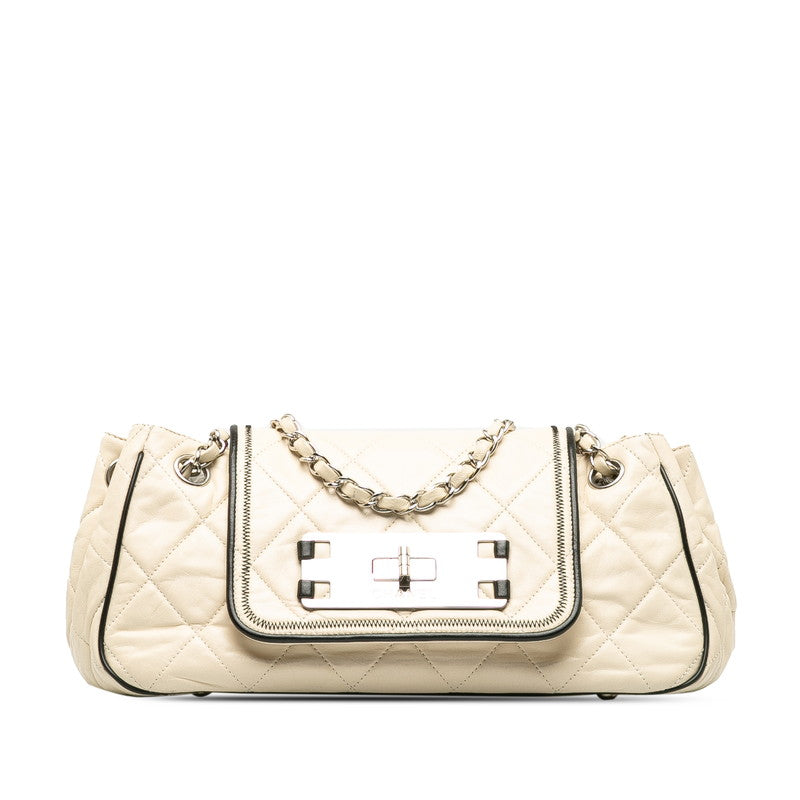 Chanel Matrasse Chain Shoulder Bag White Black   Chanel