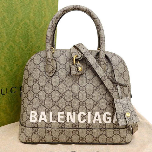 Gucci -- Canvas Handbag