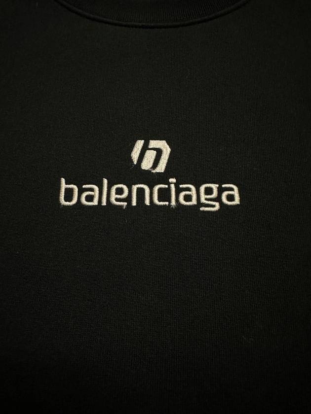 Luxury Balenciaga  embroidered logo sweatshirt 77
