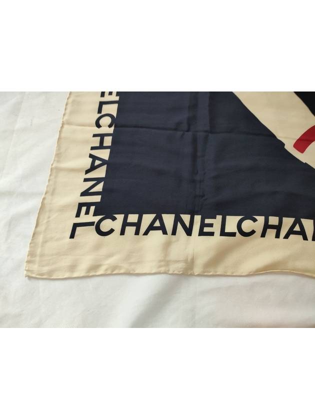 pearl accessory scarf Chanel