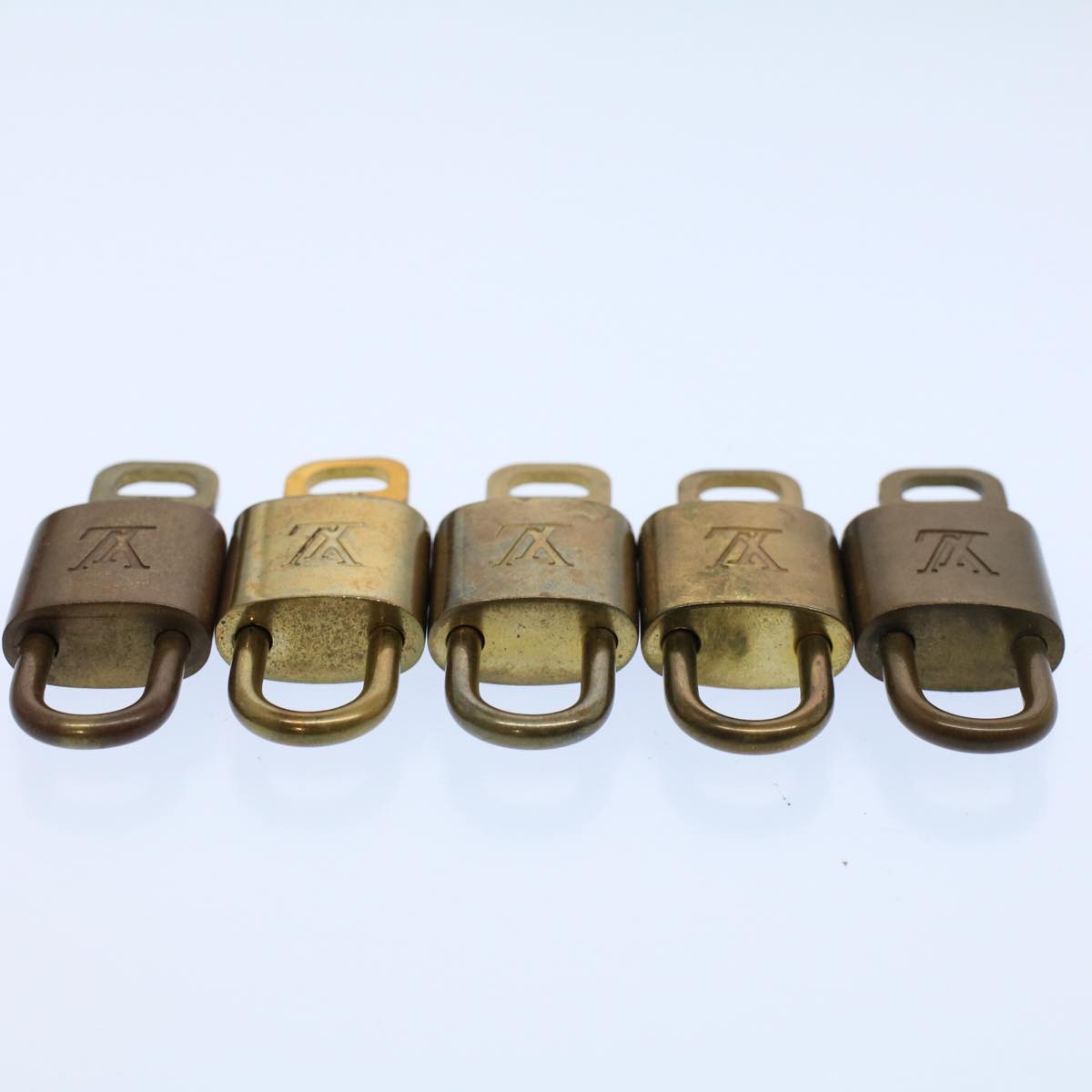 LOUIS VUITTON Padlock 10set Gold Tone LV Auth ep2001