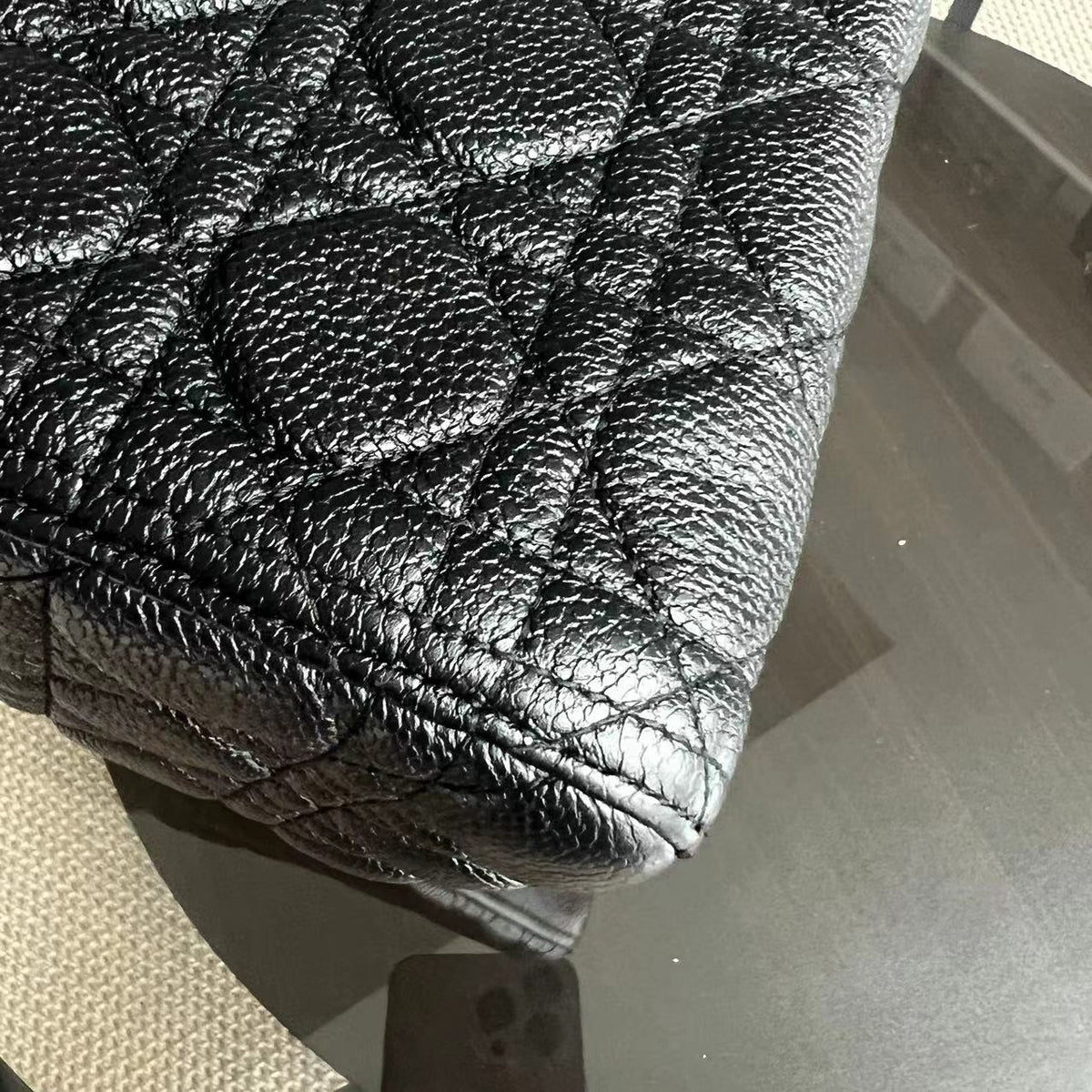 *Rare Caviar* Lady Medium Grained Calfskin Black Silver Hardware