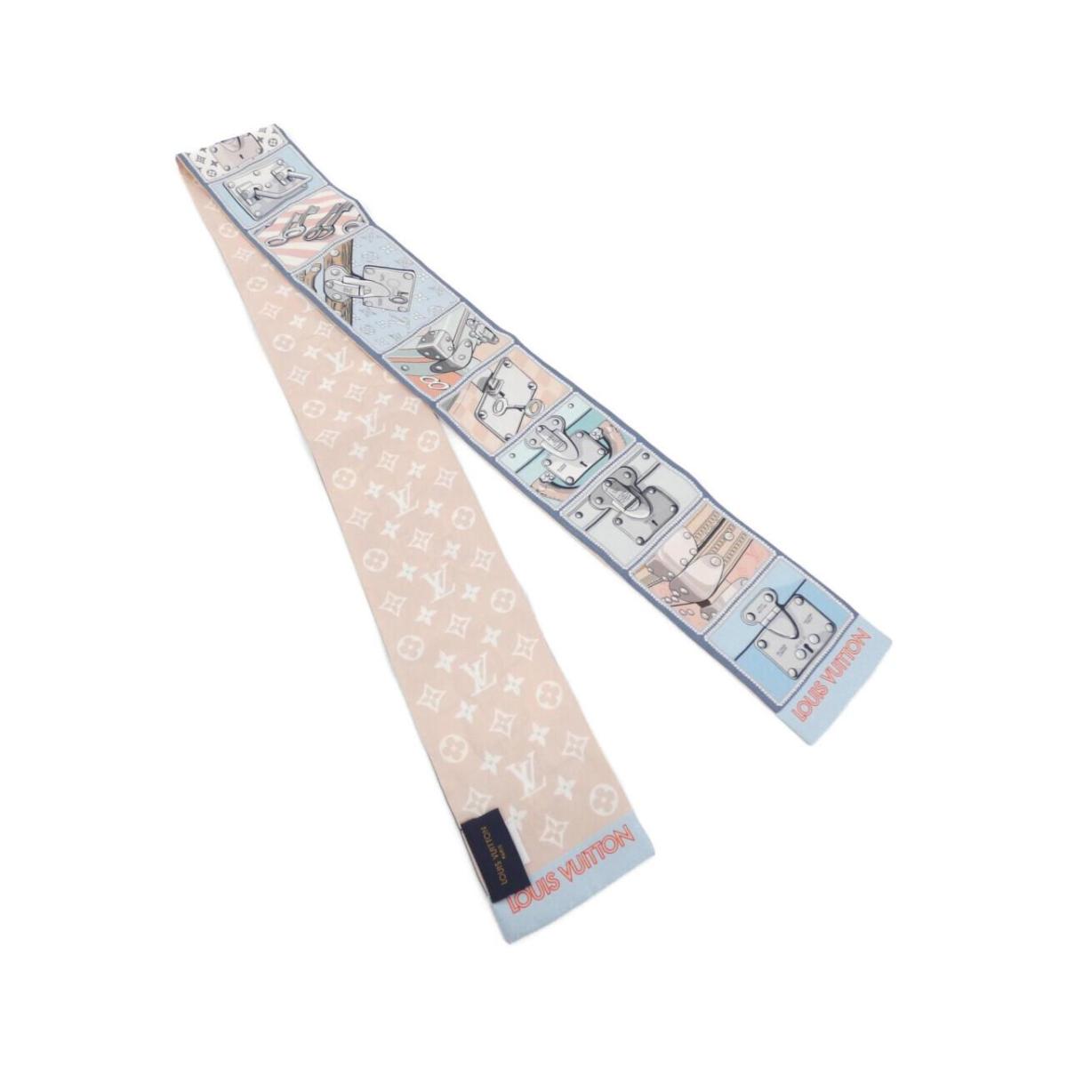 Louis Vuitton Scarf at